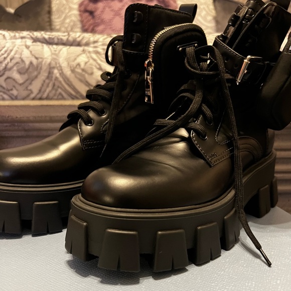 Retail: $1,580.00 Asking: $1,250 Condition: new worn 2x Size: 36 1/2 - Picture 2 of 5